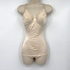 Vintage Ivory Floral Lace Girdle Corset Size 36 B Shape-wear